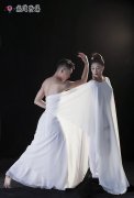 著名舞蹈家夏冰最新剧照:古风。生命。诺言