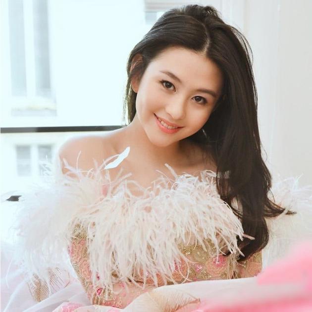 邱淑贞大女儿沈月